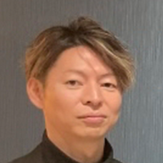 営業部　次長　望月直樹